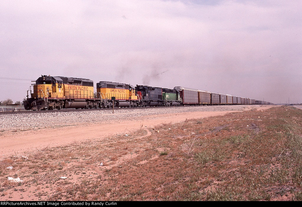 UP 3772 near Hesperia